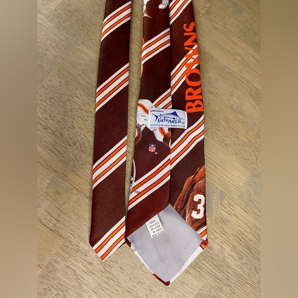 Vintage CLEVELAND BROWNS Neck Tie Ralph Marlin NFL Football Made USA‎ Dawg Pound - Picture 3 of 7
